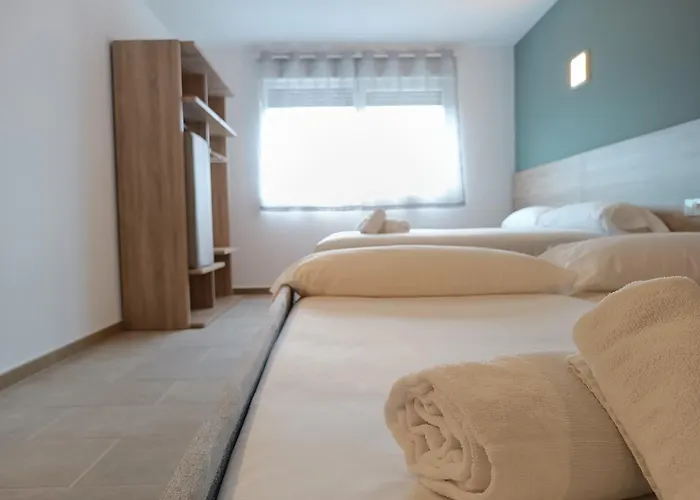 Turisticos Pontepedrina By Bossh! * Saint-Jacques-de-Compostelle