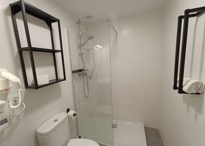 Turisticos Pontepedrina By Bossh! * Santiago de Compostela